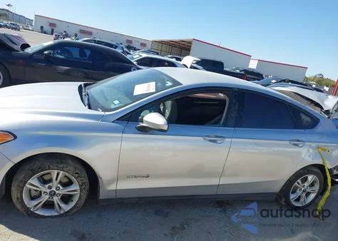 2016 Ford Fusion Hybrid S from USA, damaged, VIN 3FA6P0UU7GR354312